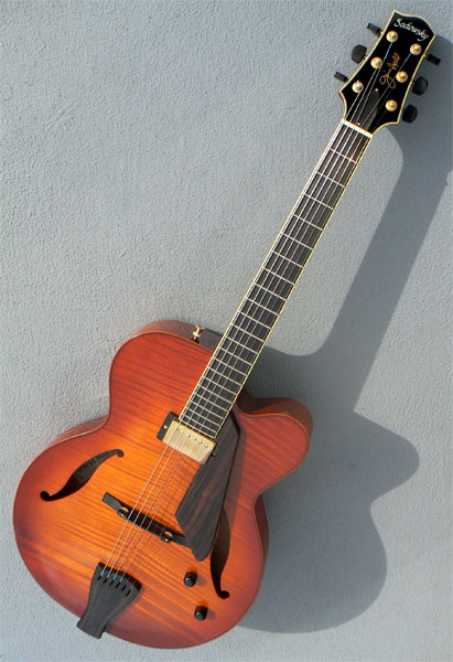 USED Sadowsky Jim Hall Model 2019 | The Music Emporium